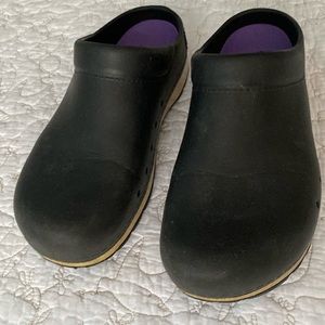 Dansko Kane clogs